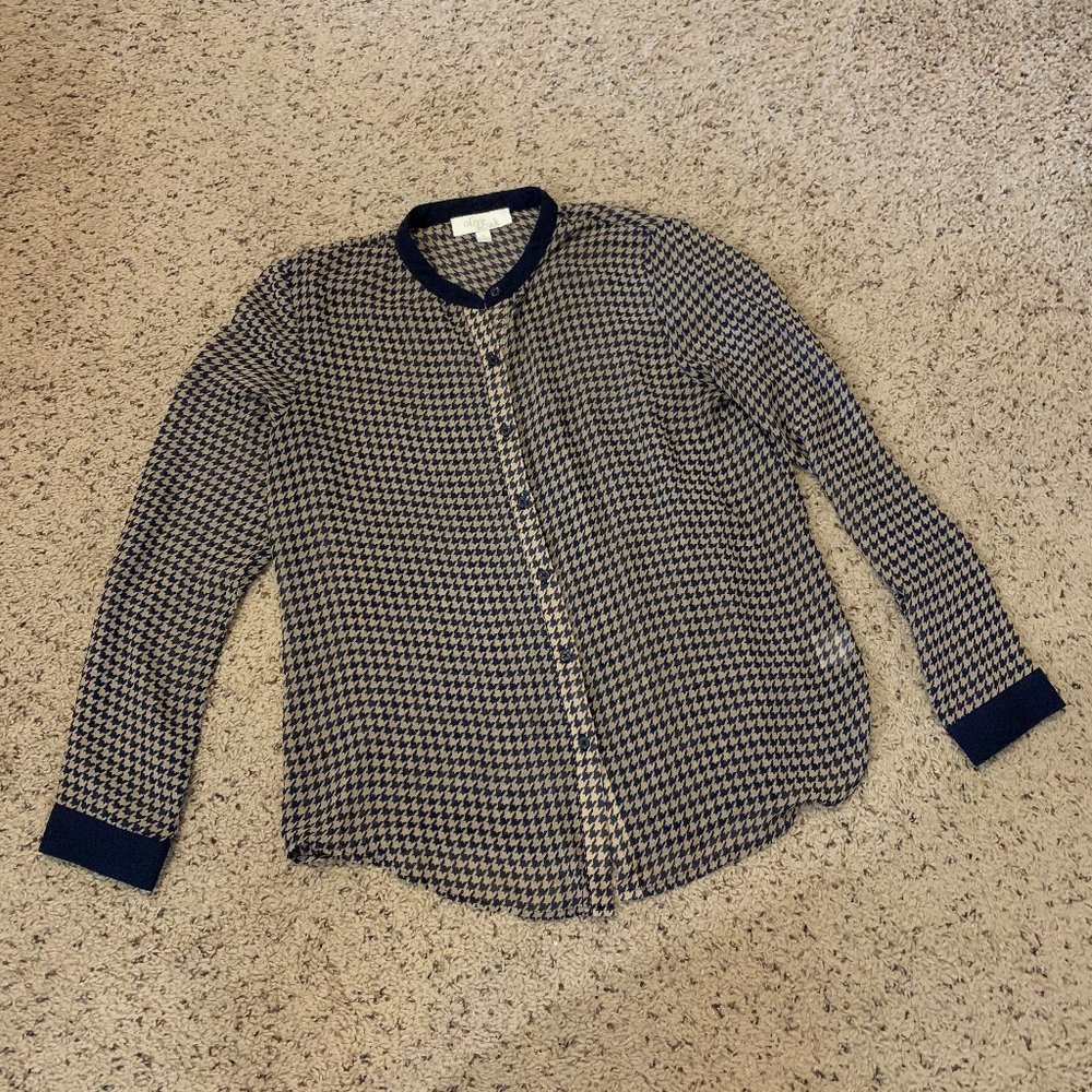 Olive & Oak Houndstooth Sheer Button Up, Medium